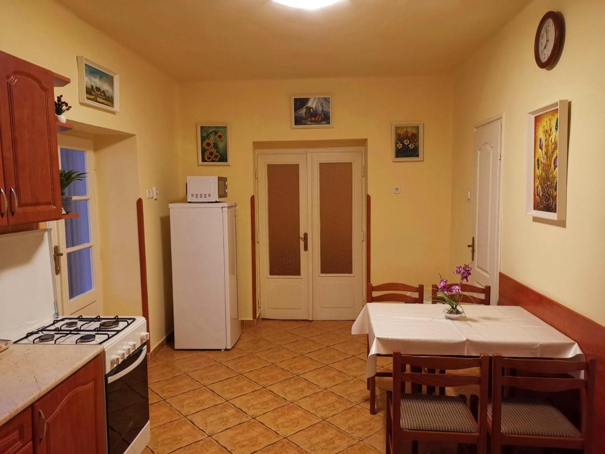 Ferienwohnung Viktor Vendeghaz Tokaj Exterior foto